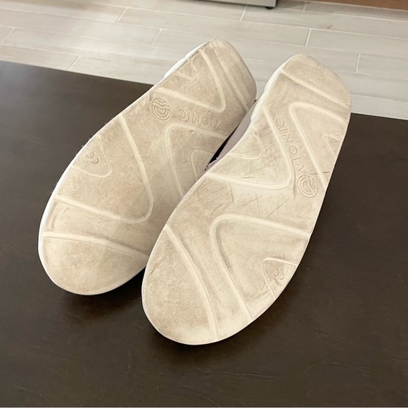 Vionic Beach Mens Seaview Gray Canvas Slip-On Sneakers Shoes Size 13 - Picture 5 of 5